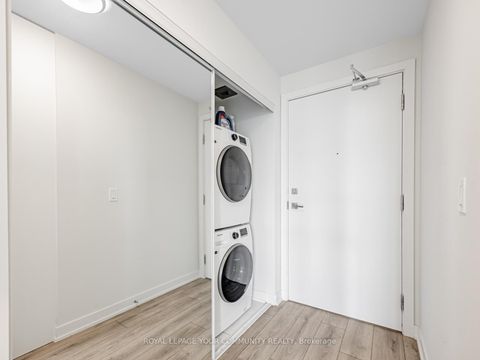 Photo 16 at 2405 - 15 Ellerslie Avenue, Willowdale West, Toronto