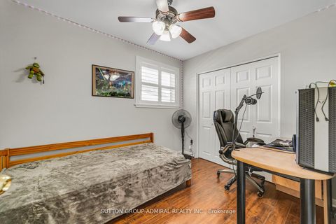 Photo 19 at 10 Kitimat Crescent, Aurora Heights, Aurora