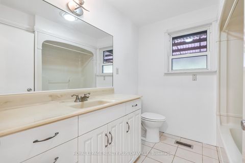 Photo 13 at 467 Anthony Drive, OO Old Oakville, Oakville