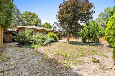 Photo 25 at 467 Anthony Drive, OO Old Oakville, Oakville