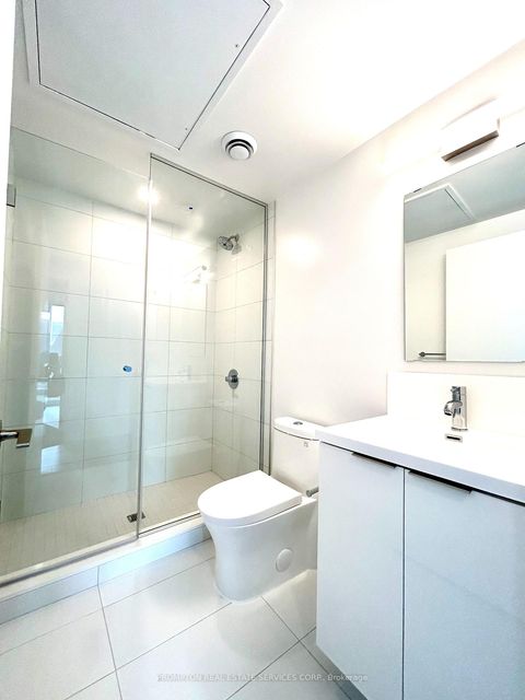 Photo 8 at 2714 - 230 Simcoe Street, Chinatown, Toronto