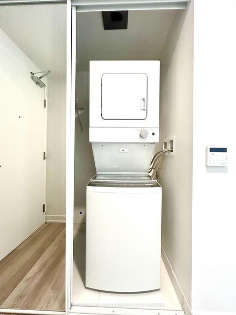 Photo 9 at 2714 - 230 Simcoe Street, Chinatown, Toronto