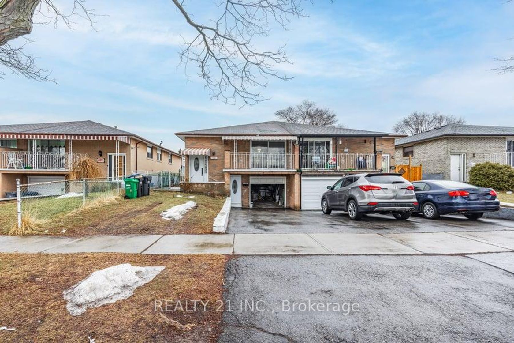 7265 Redfox Road, Malton, Mississauga by Loree Meneguzzi Real Estate 7265 Redfox Road, Malton, Mississauga