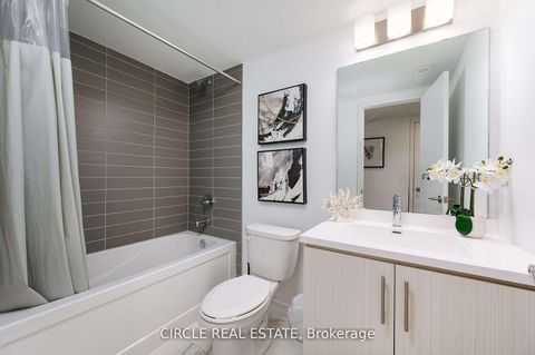 Photo 11 at 194 - 10 Lloyd Janes Lane, New Toronto, Toronto