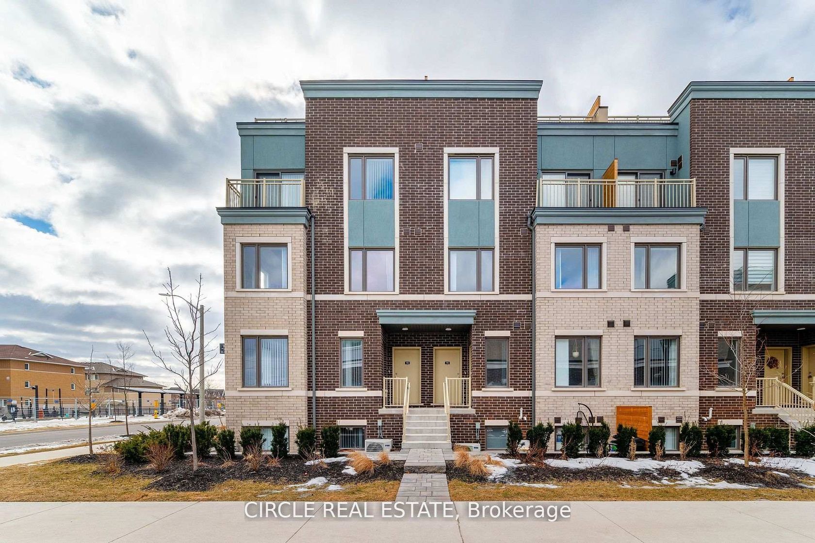 194 - 10 Lloyd Janes Lane, New Toronto, Toronto 