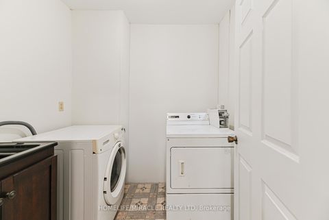 Photo 11 at 40 Blair Crescent, Grove East, Barrie