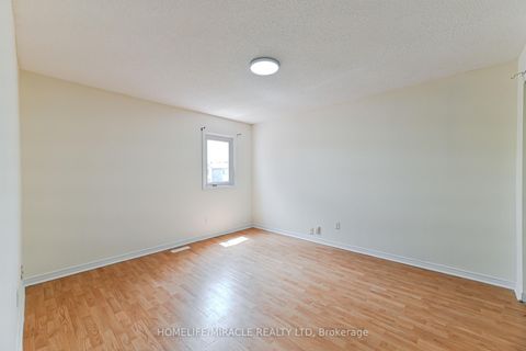 Photo 18 at 40 Blair Crescent, Grove East, Barrie