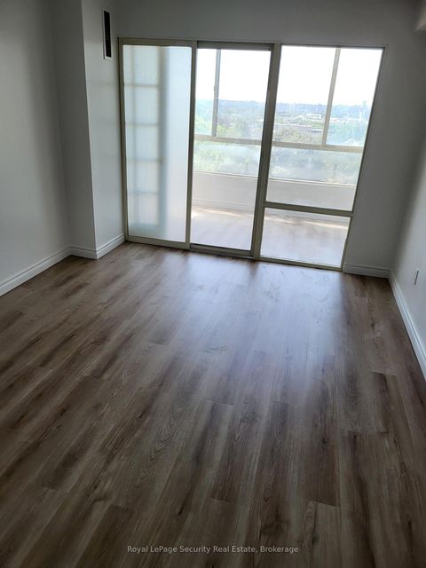 Photo 4 at 605 - 2470 Eglinton Avenue W, Greenbrook, Toronto