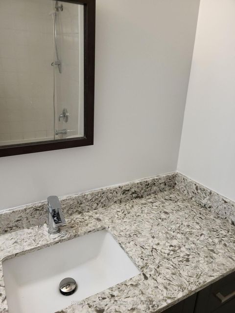 Photo 16 at 605 - 2470 Eglinton Avenue W, Greenbrook, Toronto