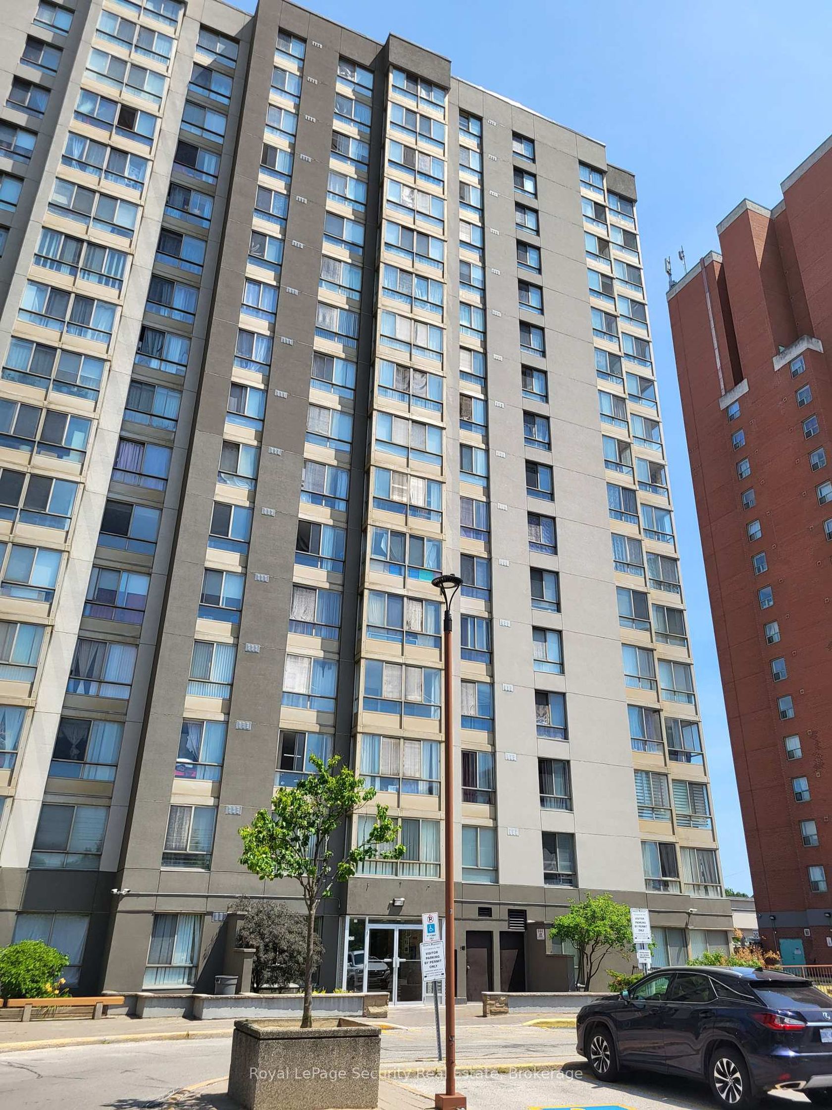 605 - 2470 Eglinton Avenue W, Greenbrook, Toronto 