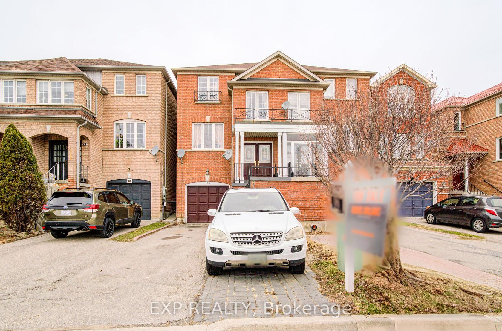 163 Sassafras Circle, Patterson, Vaughan by Loree Meneguzzi Real Estate 163 Sassafras Circle, Patterson, Vaughan