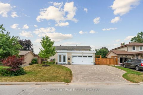 Photo 3 at 16 Davies Crescent, Grove East, Barrie