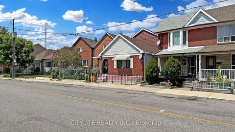 Photo 1 at 170 Lambton Avenue, Smythe, Toronto