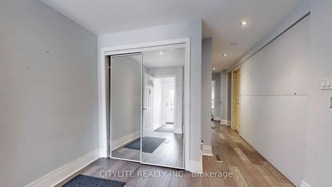 Photo 6 at 170 Lambton Avenue, Smythe, Toronto