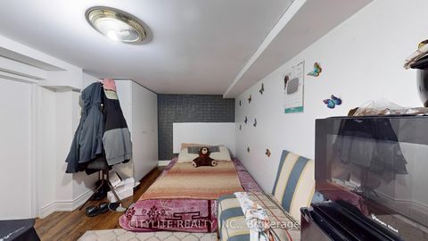 Photo 24 at 170 Lambton Avenue, Smythe, Toronto