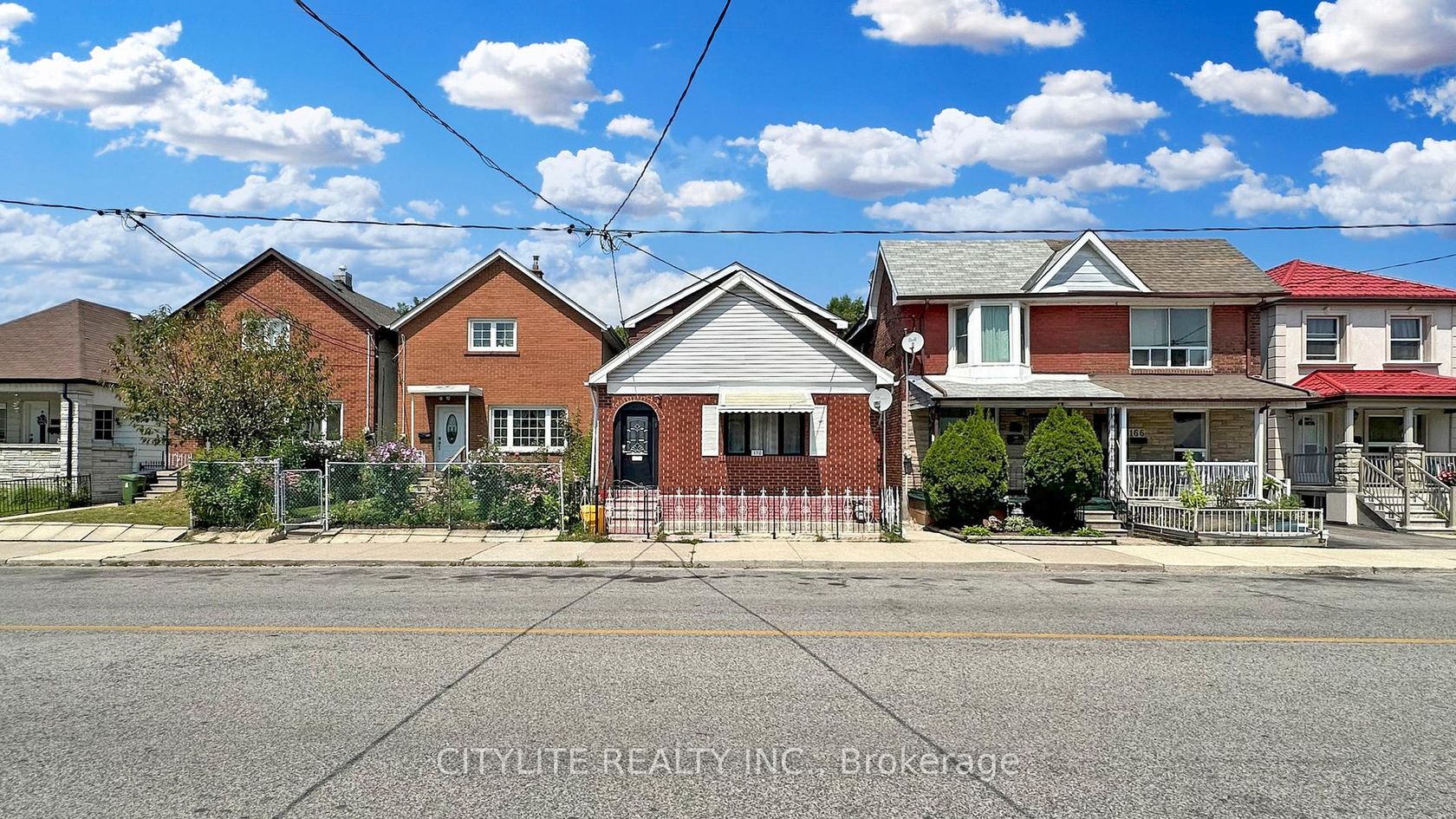 170 Lambton Avenue, Smythe, Toronto 