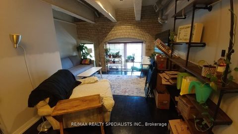 Photo 8 at 201 - 1100 Lansdowne Avenue, Junction, Toronto