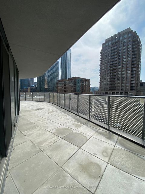 Photo 14 at 607 - 11 Wellesley Street W, Bay Street Corridor, Toronto