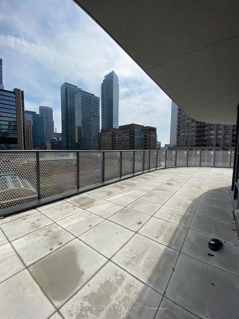 Photo 16 at 607 - 11 Wellesley Street W, Bay Street Corridor, Toronto