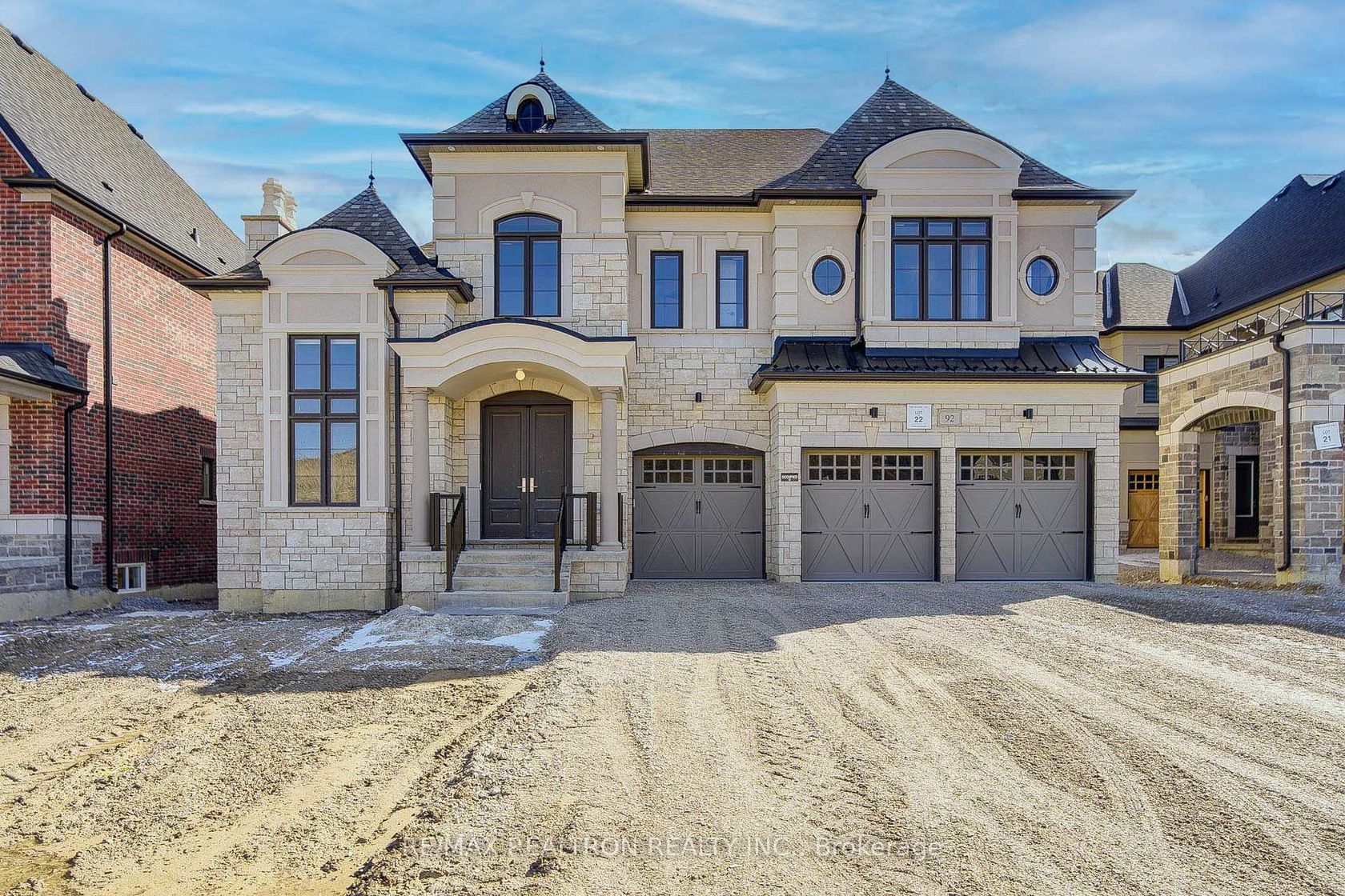 92 Sunny Acre Crescent, King City, King 