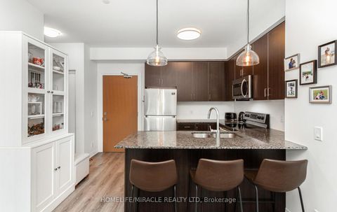 Photo 8 at 204 - 128 Grovewood Common, GO Glenorchy, Oakville