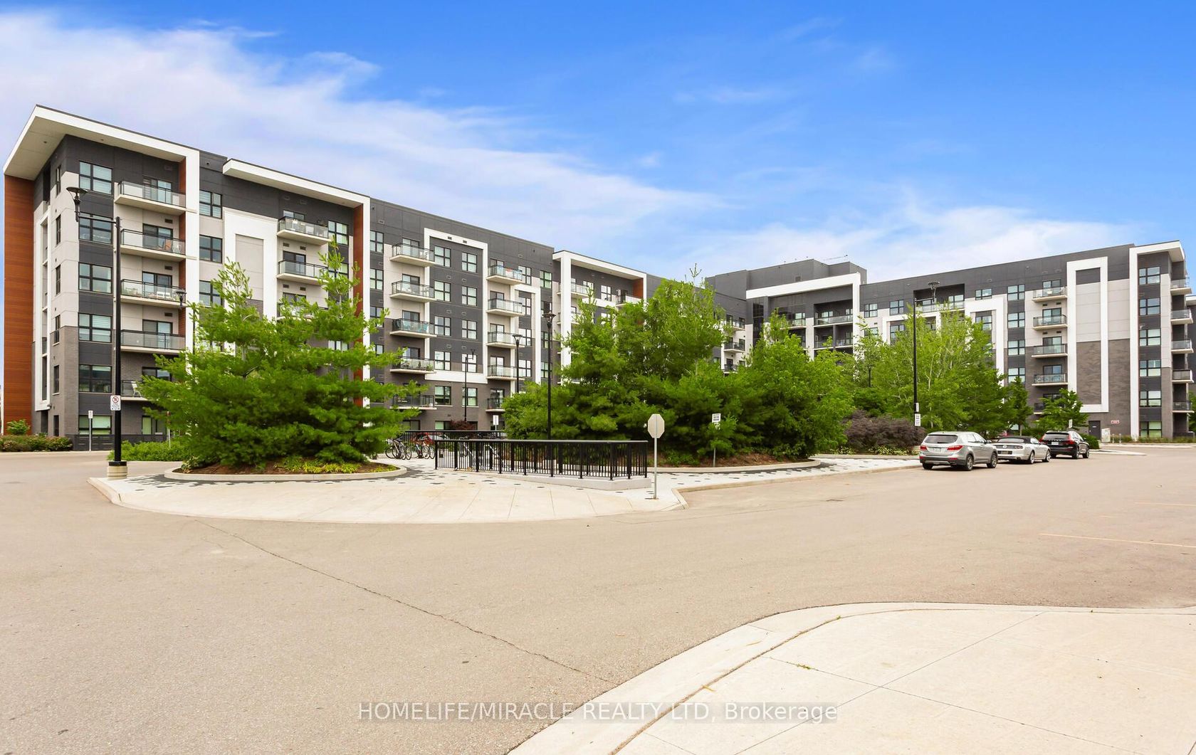 204 - 128 Grovewood Common, GO Glenorchy, Oakville 
