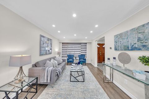 Photo 8 at 35 Rowallan Drive, West Hill, Toronto