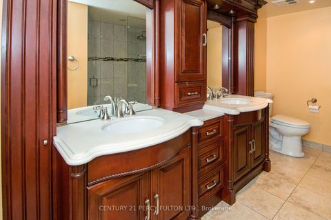 Photo 9 at 2105 - 5 Concorde Place, Don Mills, Toronto