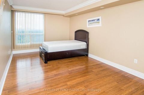 Photo 14 at 2105 - 5 Concorde Place, Don Mills, Toronto