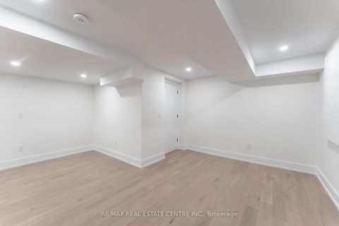 Photo 39 at 3352 Petrie Way, BR Bronte, Oakville