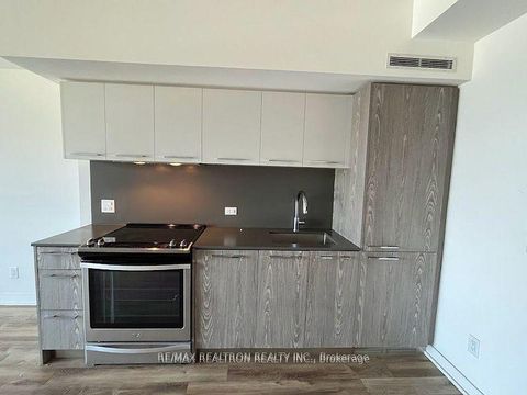 Photo 2 at 632 - 30 Baseball Place, South Riverdale, Toronto
