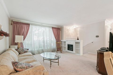 Photo 8 at 27 Elfreda Boulevard, Birchmount, Toronto