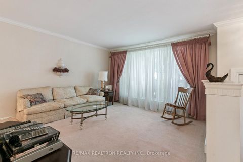 Photo 10 at 27 Elfreda Boulevard, Birchmount, Toronto