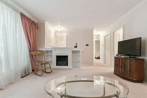 Photo 14 at 27 Elfreda Boulevard, Birchmount, Toronto