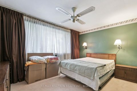 Photo 27 at 27 Elfreda Boulevard, Birchmount, Toronto