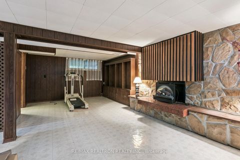 Photo 34 at 27 Elfreda Boulevard, Birchmount, Toronto