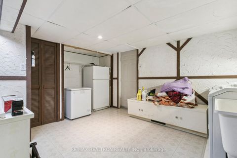 Photo 40 at 27 Elfreda Boulevard, Birchmount, Toronto