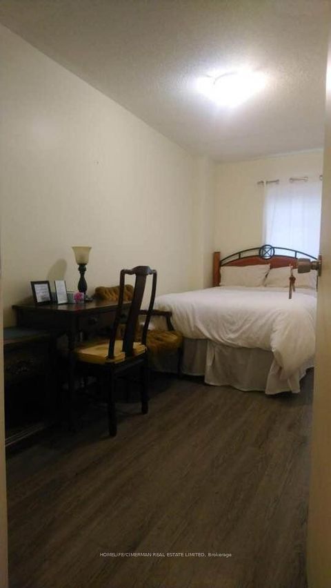 Photo 14 at 313 Murray Ross Parkway, York University Heights, Toronto