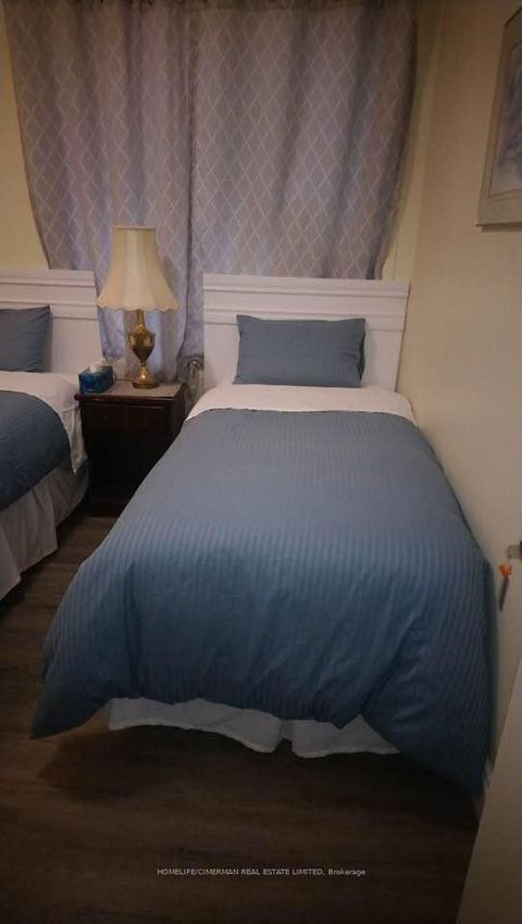 Photo 19 at 313 Murray Ross Parkway, York University Heights, Toronto
