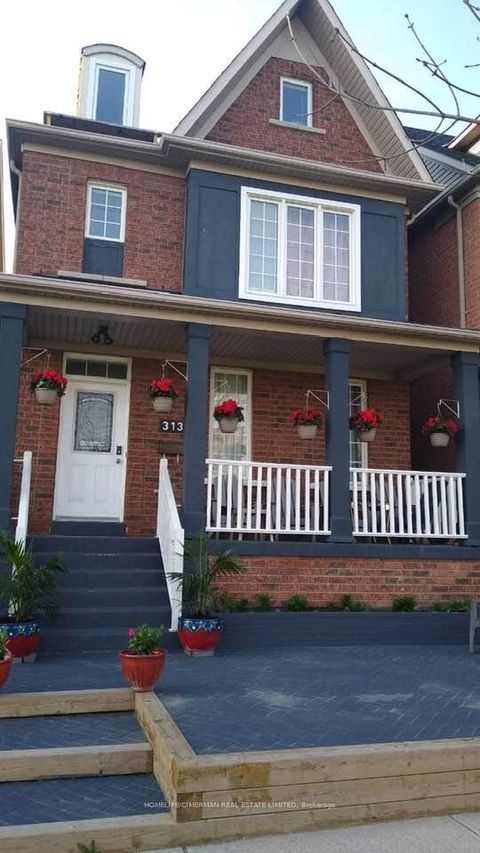Photo 30 at 313 Murray Ross Parkway, York University Heights, Toronto