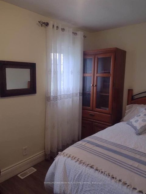 Photo 38 at 313 Murray Ross Parkway, York University Heights, Toronto