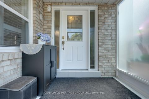 Photo 10 at 19 Bingham Street, North Richvale, Richmond Hill