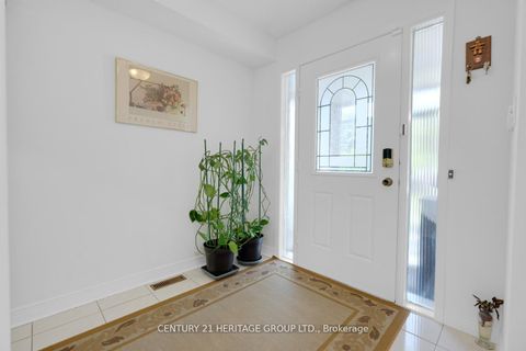 Photo 11 at 19 Bingham Street, North Richvale, Richmond Hill