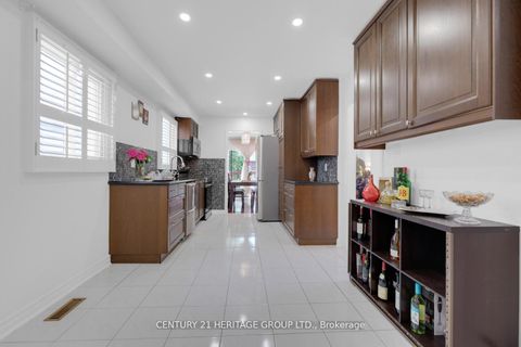 Photo 18 at 19 Bingham Street, North Richvale, Richmond Hill