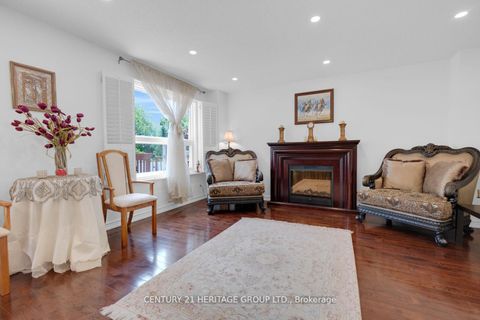 Photo 24 at 19 Bingham Street, North Richvale, Richmond Hill