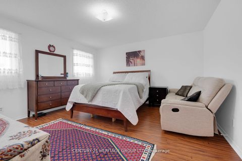 Photo 30 at 19 Bingham Street, North Richvale, Richmond Hill