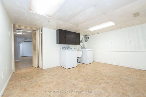 Photo 20 at 10 Chestnut Crescent, Birchmount, Toronto