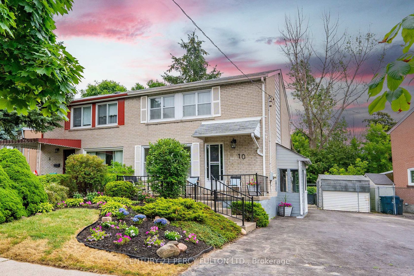 10 Chestnut Crescent, Birchmount, Toronto 