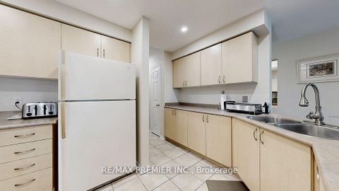 Photo 19 at 215 Drummond Drive, Maple, Vaughan