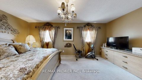 Photo 30 at 215 Drummond Drive, Maple, Vaughan